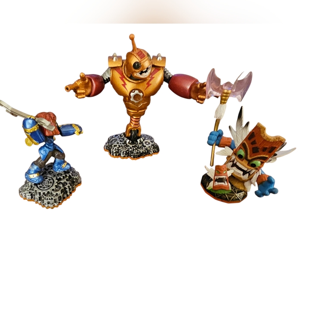 Skylanders Bundle – Lot‎ of 3 Figures – Robot, Tiki Warrior & Mechanic Hero